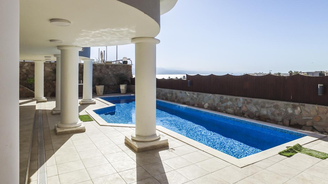 Luxury By The Pool * Eilat